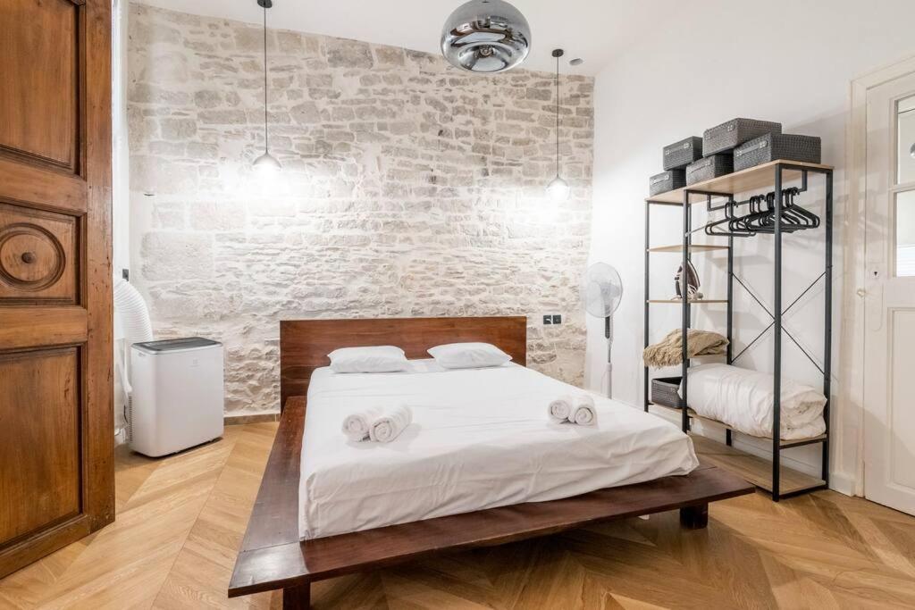 Harmonie Lägenhet Nîmes Exteriör bild