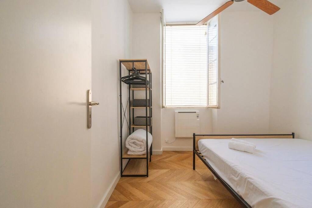 Harmonie Lägenhet Nîmes Exteriör bild