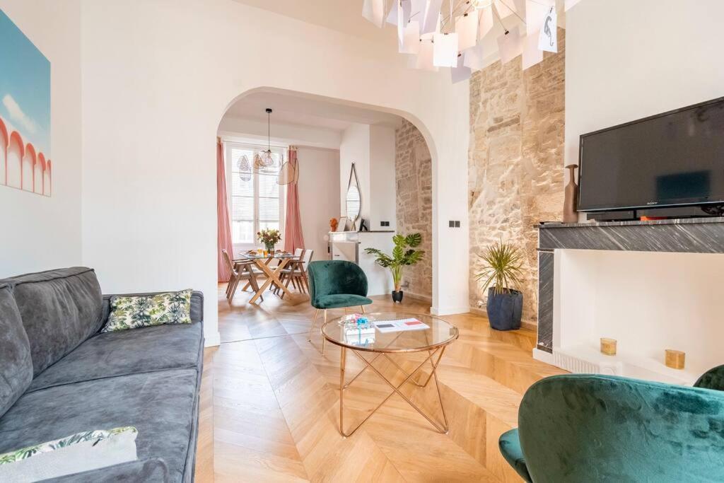 Harmonie Lägenhet Nîmes Exteriör bild